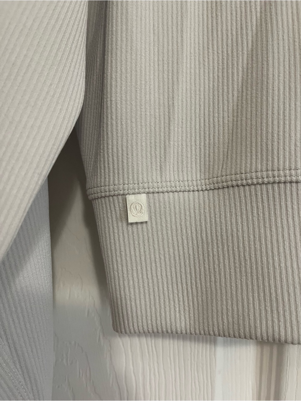 Lululemon Ribbed Crewneck - Picture 3 of 4